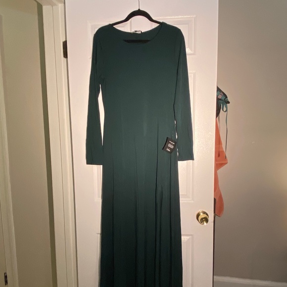 New - Lulus Swept Away Forest Green Long Sleeve Maxi Dress in Large - Picture 2 of 2